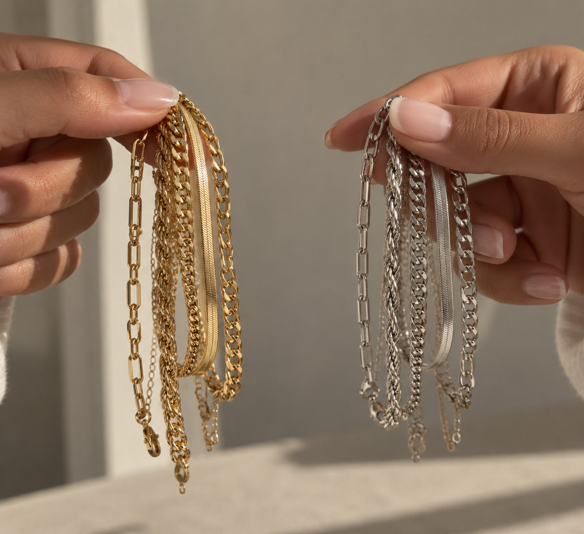Marcela - Set de Pulseras 5 Piezas Doradas