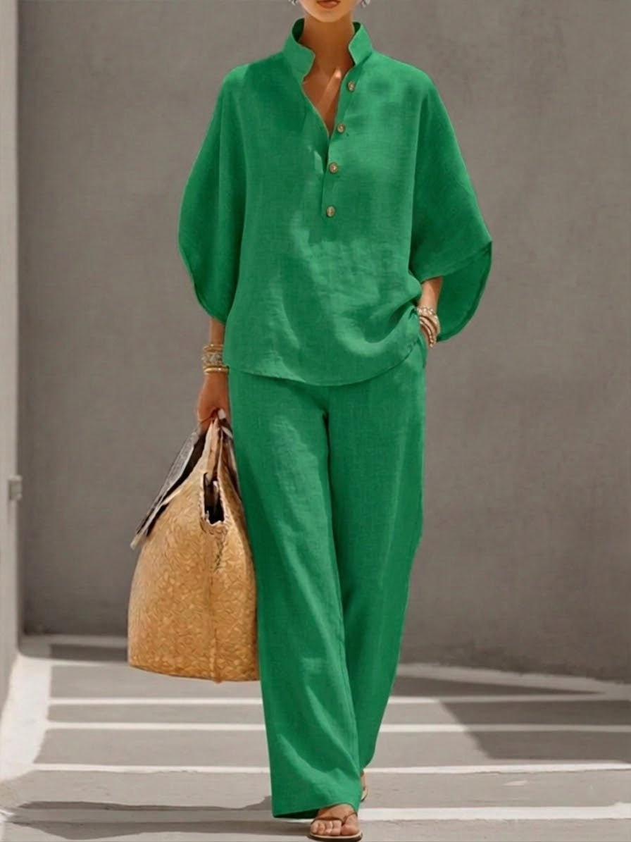 Amalia - Conjunto Fluido de Blusa y Pantalón en verde esmeralda